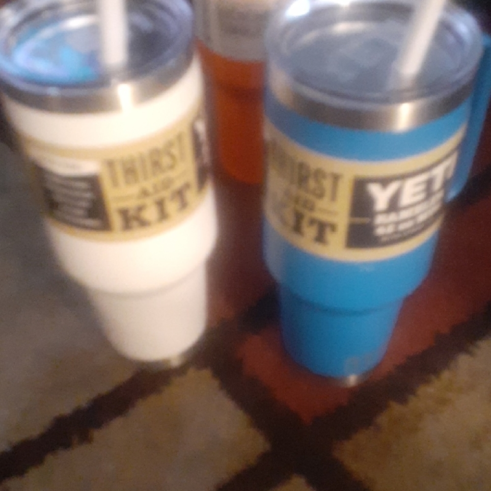 Yeti Party Essentials Set Blue and White